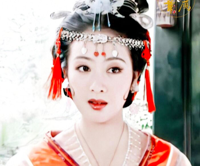 盘点那些甜美风的编发造型,创意编发造型不易散了解一下