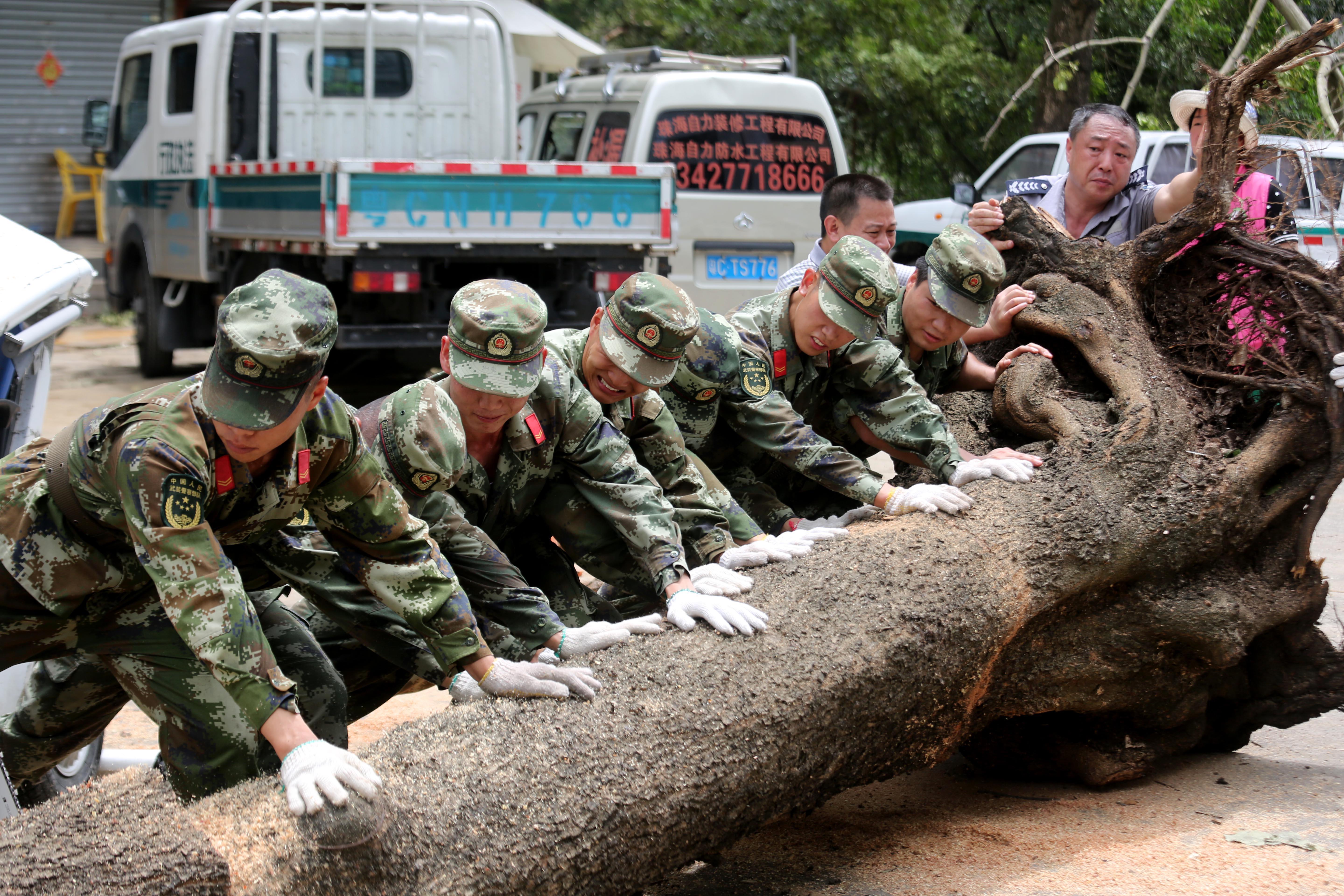 军队文职大专生的技术岗,军队文职招聘必须要应届生吗