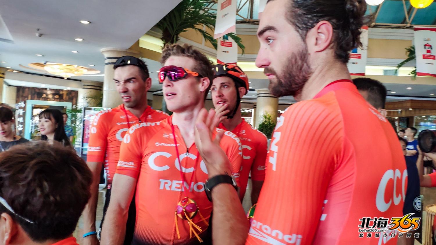 零距离接触环广西明星车手，个个一米八五，人靓身材好（多图）