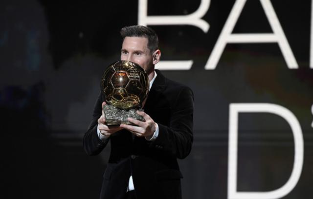 巴萨三连冠冠军颁奖,巴萨三叉戟欧冠夺冠之路