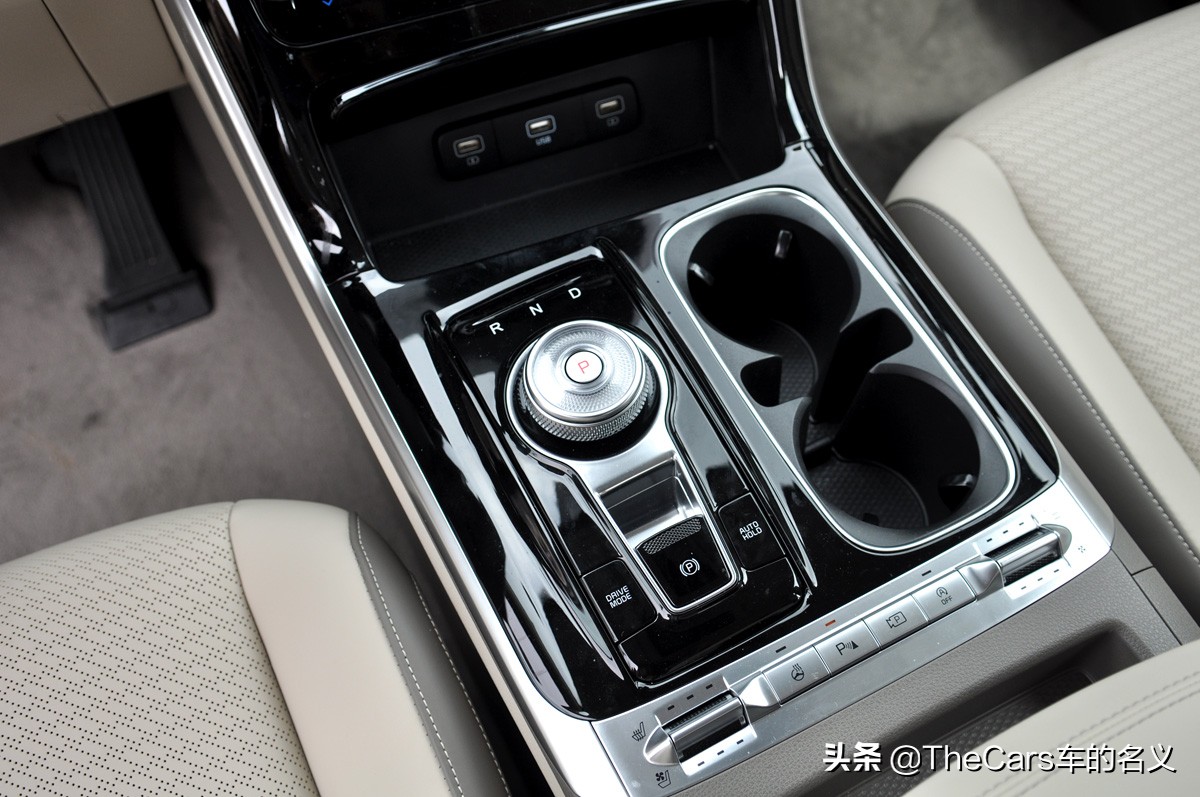 嘉华mpv2022新款2.0t豪华版评测视频,四代嘉华即将上市mpv