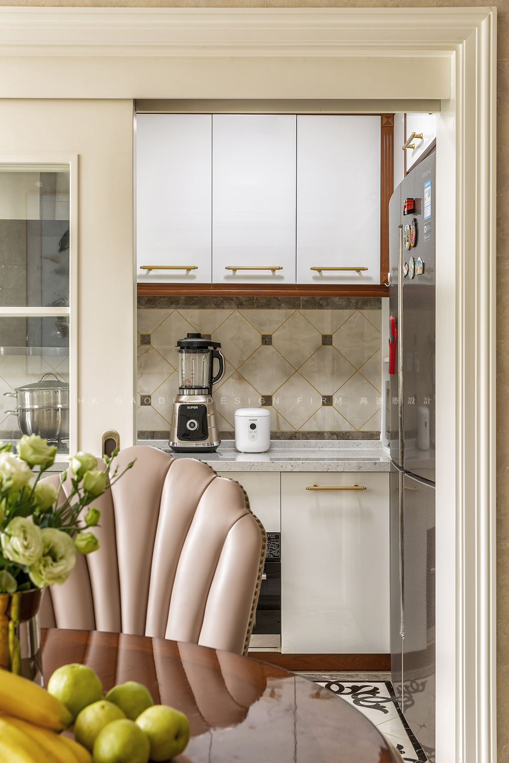 高迪愙实景|护墙板+石膏线，没有软装也超美！