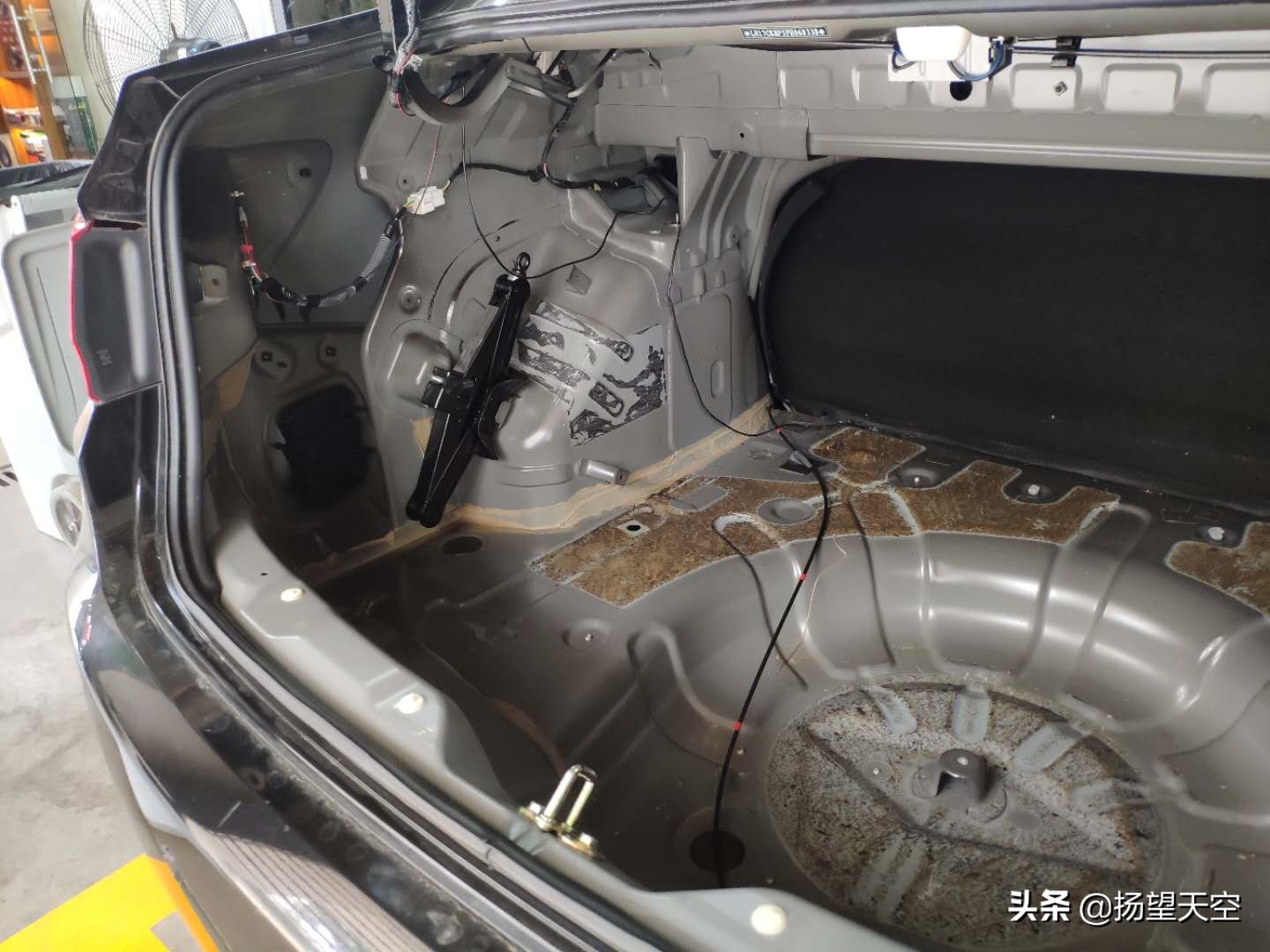 海马m5车内有味,15款海马m5用车感受