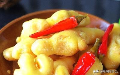 风味独特的四川泡菜制作及养护法，见证一坛传家泡菜的诞生