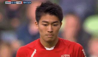 神仙打架的足球比赛,日本vs韩国足球打架