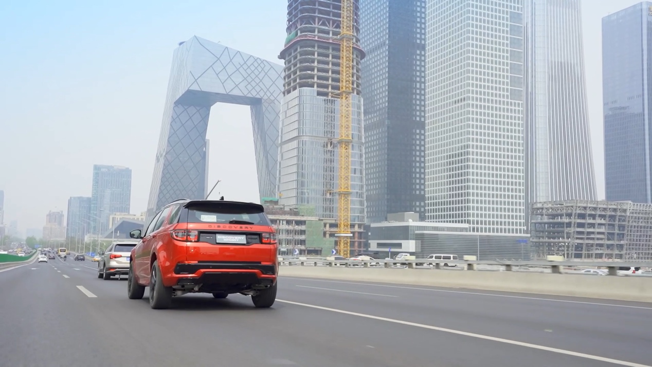 路虎发现5和路虎发现运动区别,路虎发现运动版和路虎星脉