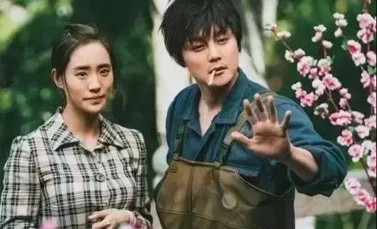 一个震惊表情包配上bgm,这个出场bgm太绝了表情包