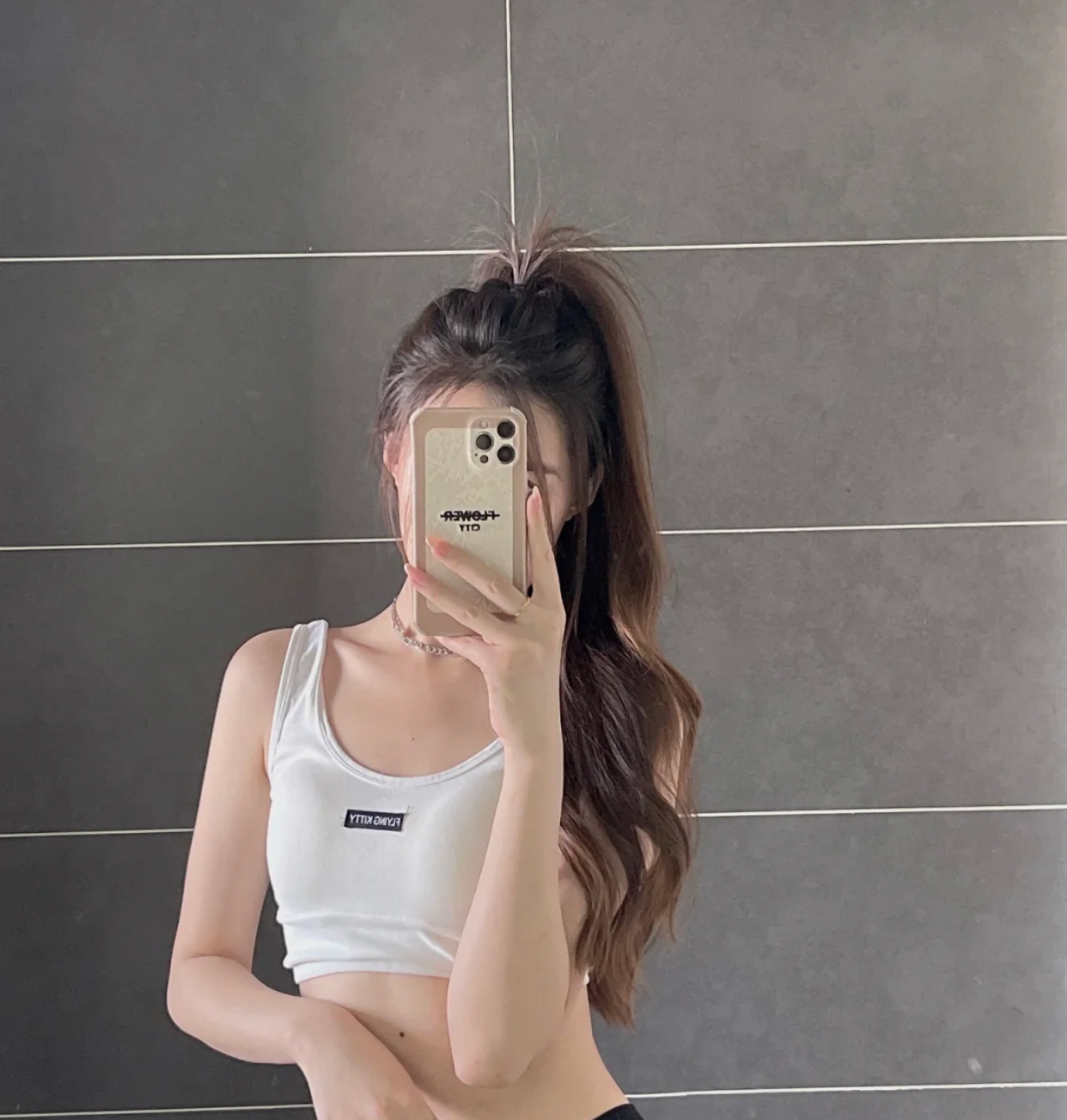 这4款扎发发型夏天超火,5种流行的扎发款式减龄又时髦