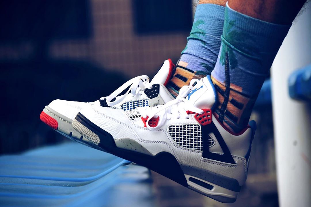 买一送4衣服,买一送四小蓝盾