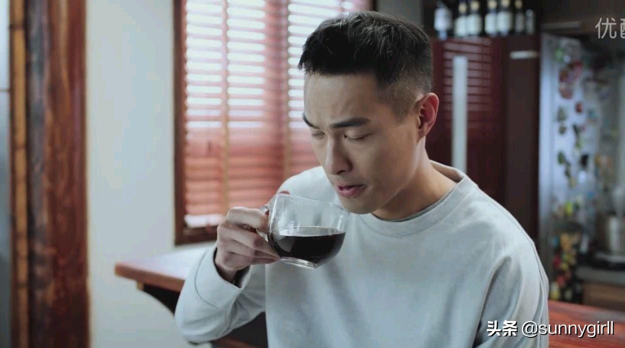 都挺好苏明玉与谁关系最好,都挺好苏明玉缺乏安全感