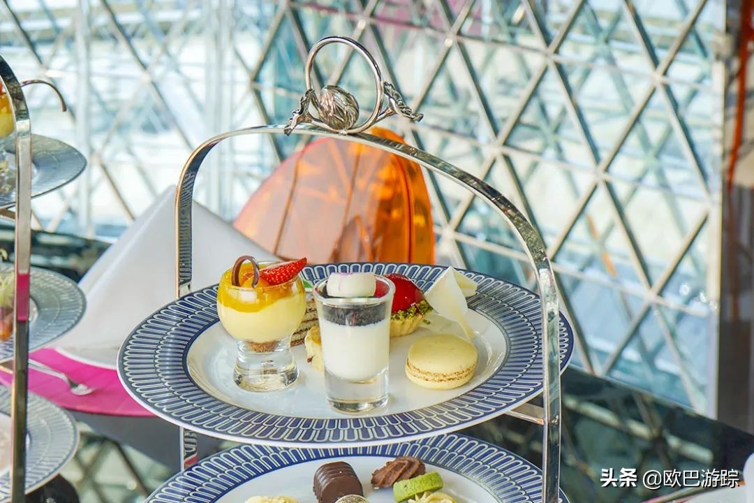 上海东方明珠塔里藏了一个酒店,你知道东方明珠有个酒店吗