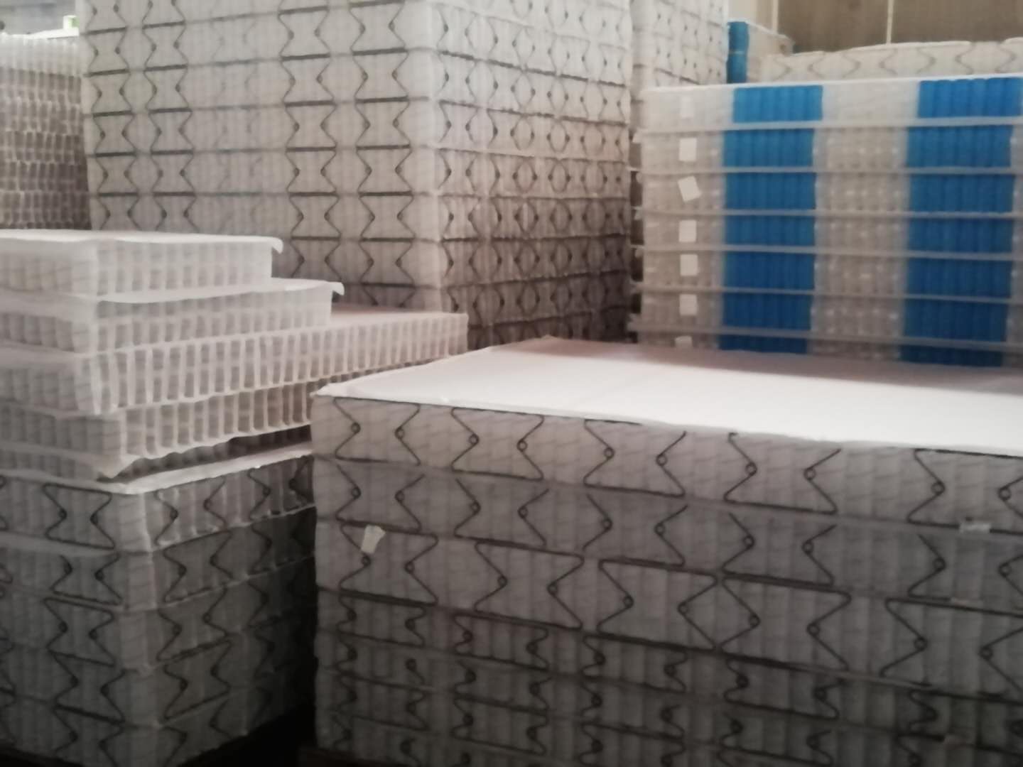 杨琪床垫和福乐床垫区别,榻榻米床垫和普通床垫区别