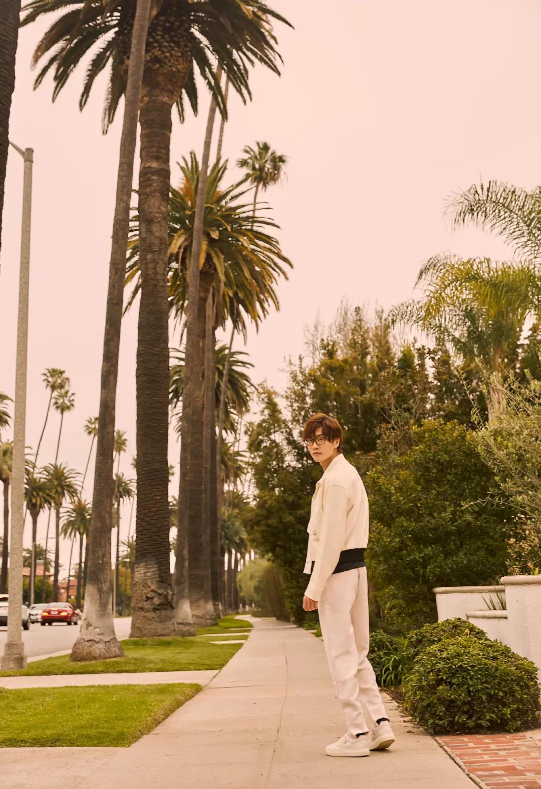 许嵩的啥歌入选教材,许嵩入选大学语文教材