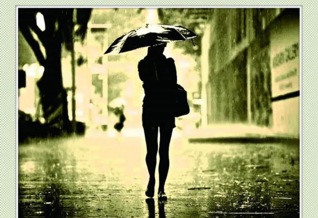 婚内女子和他人同居违法吗,女子婚内于他人同居