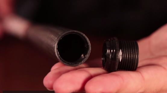 细硬峰的鱼竿怎么没有防抱死槽,名伦青龙鱼竿正品有防抱死吗