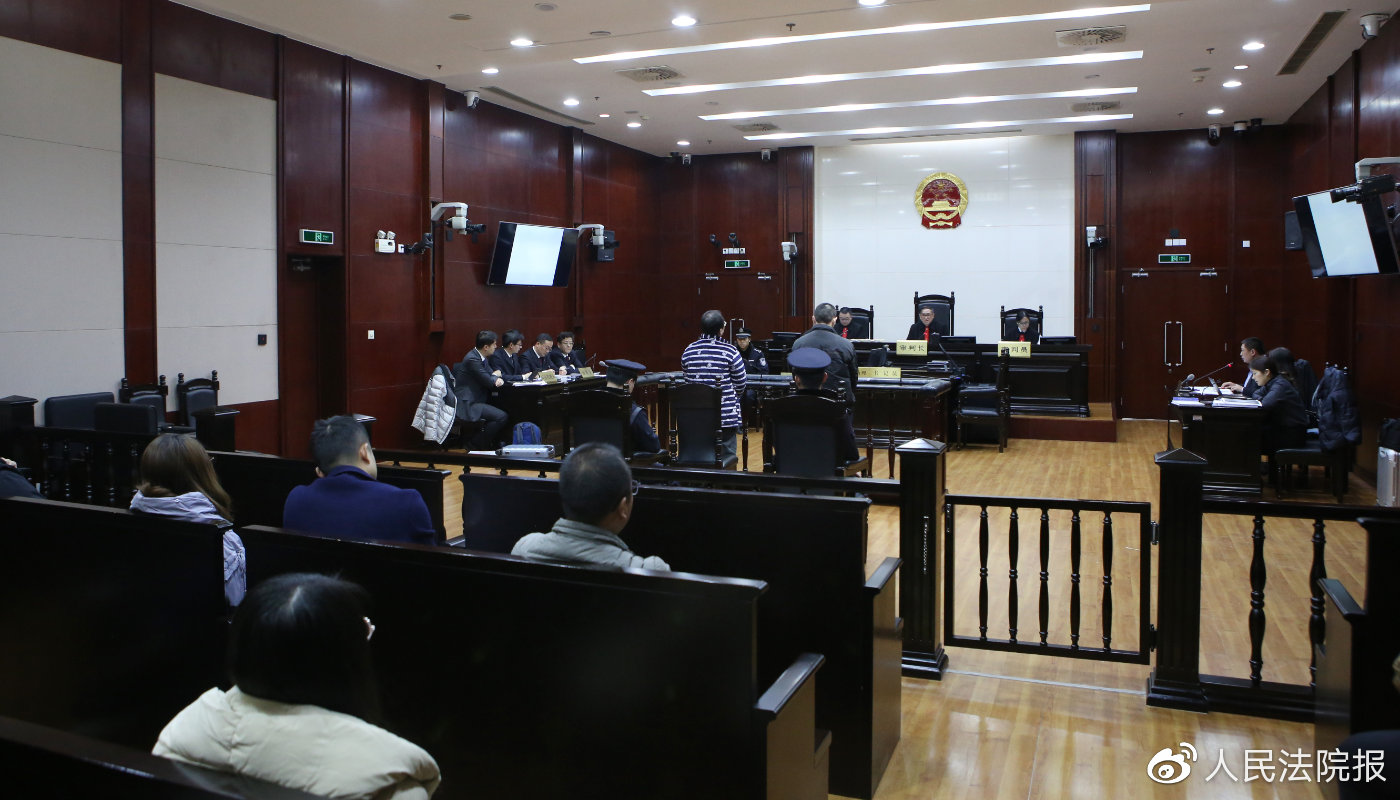 新型诈骗卖假护肤品,团伙销售假化妆品3千万判几年