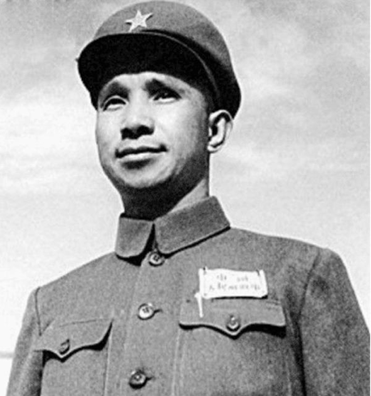 粟裕战功赫赫，为什么没评上元帅？5条元帅硬性标准，2条没达到