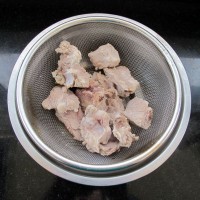 牙龈肿痛能吃胡萝卜山药玉米汤吗,牙龈肿痛可以吃鲫鱼豆腐汤吗