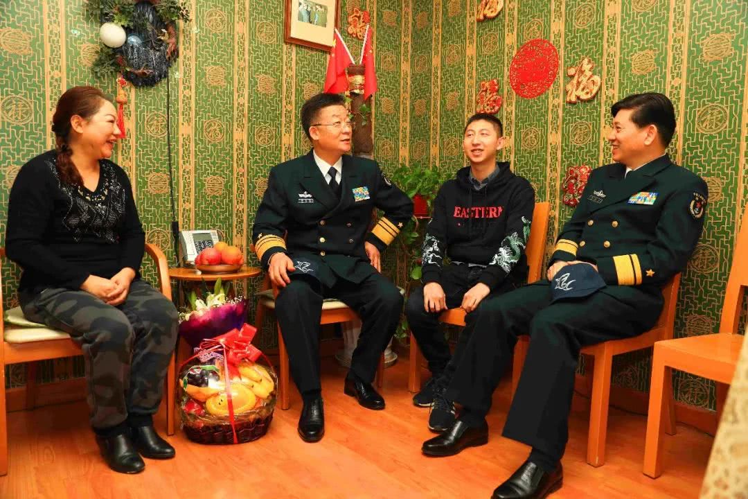 王伟一级英模和一等功,王伟被授予什么奖章