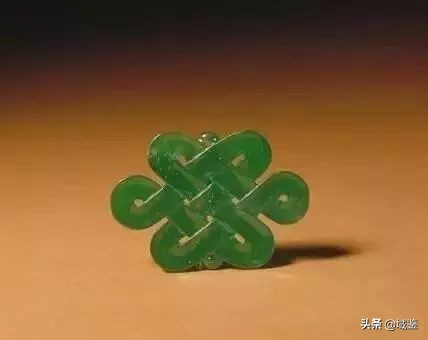 翡翠的鉴定方法介绍图解全攻略,鉴翡翠专家支招鉴定翡翠真伪