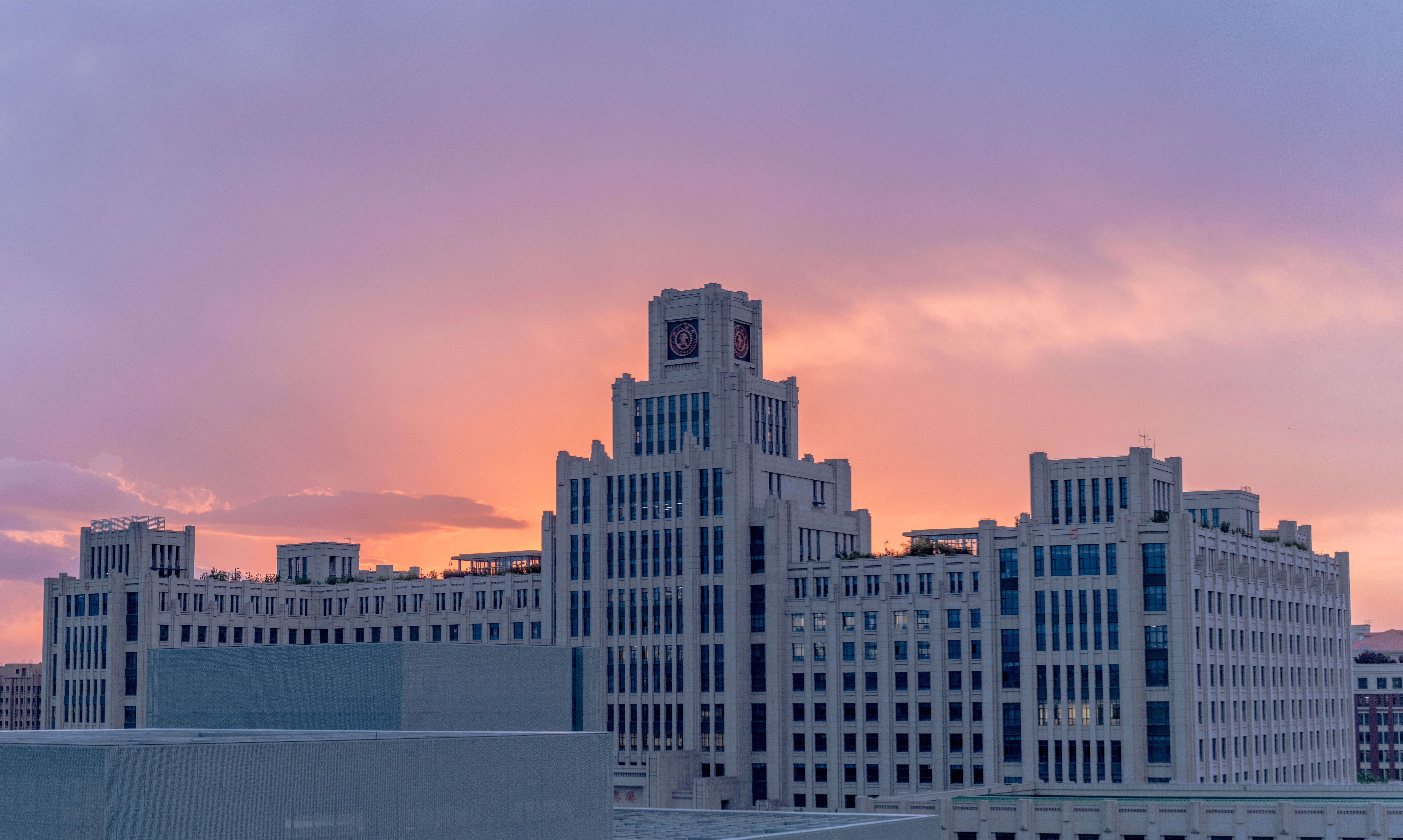 致医务人员的一封慰问信,致医护工作者的慰问信