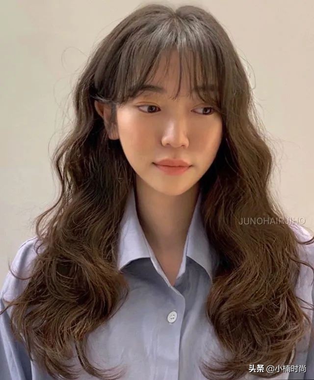 2024年韩国显瘦发型,2020年韩国流行烫发鱼尾烫
