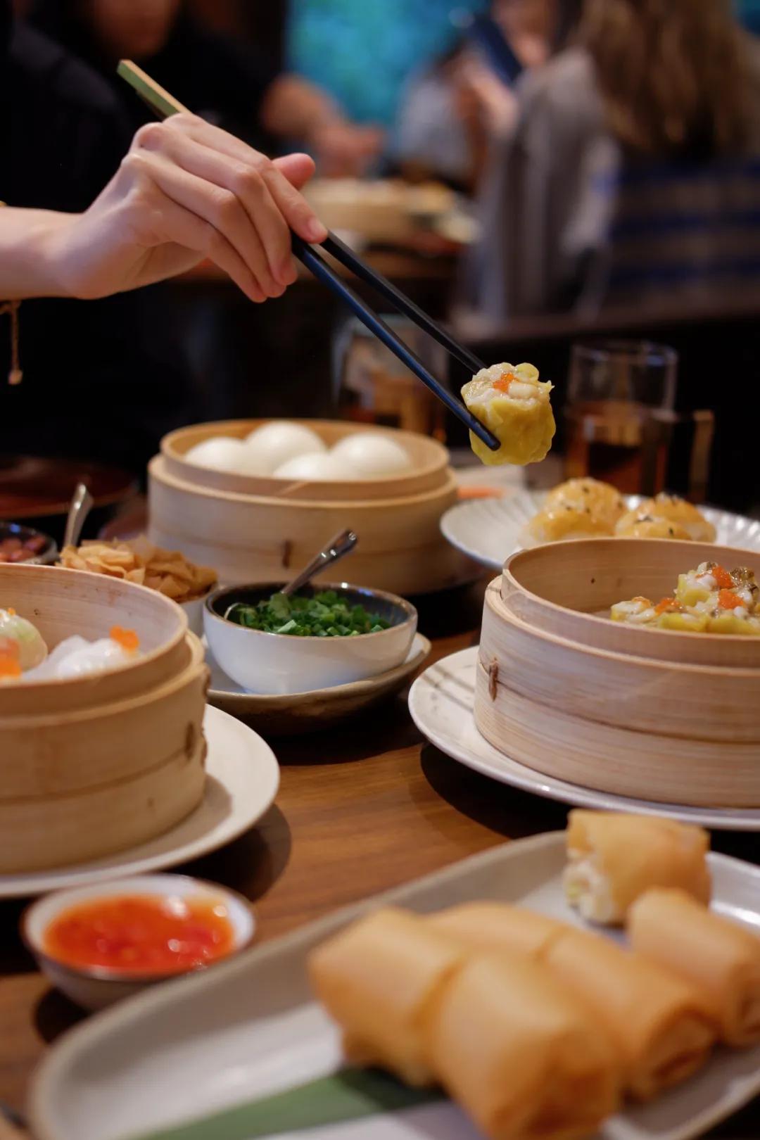 私藏菲律宾同款空中佛手，这座广东小城的落胃美食从早吃到晚