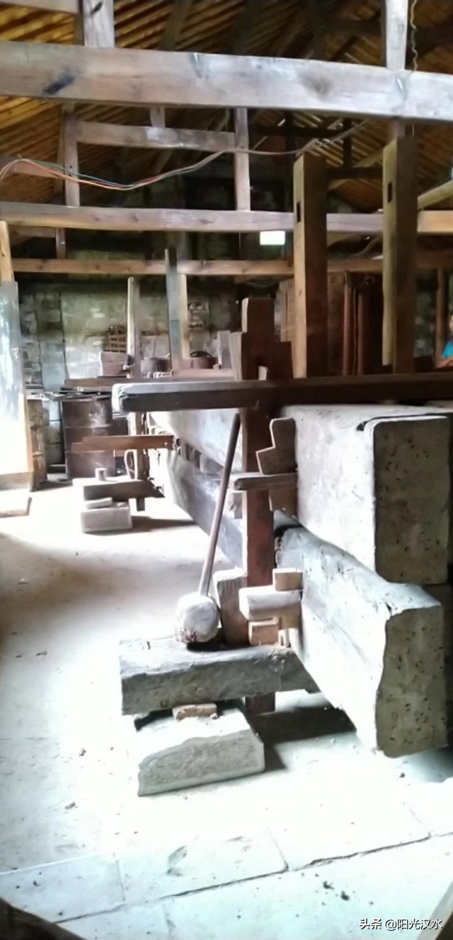 从100斤到150斤的过程,从100斤长到200斤的过程