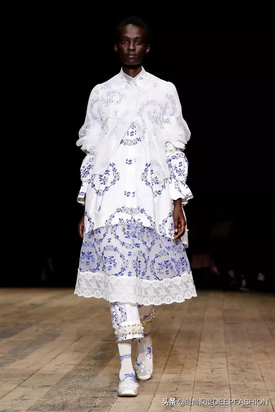 中国传统纹样“之”青花纹样