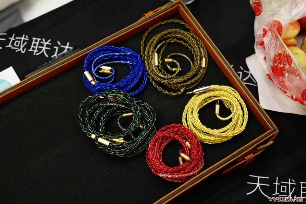 展商如何布展，才能让展位人气显得特别旺？成都国际耳机展大报道