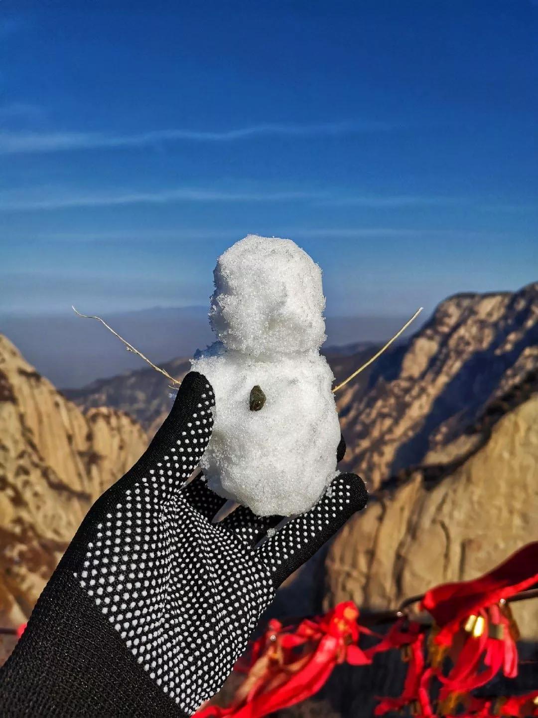 华山雾凇奇观在哪里,高空缆车赏雾凇