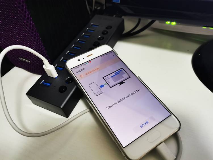 零售哪有批发爽？奥睿科10口集线器带你领略工业级批量处理