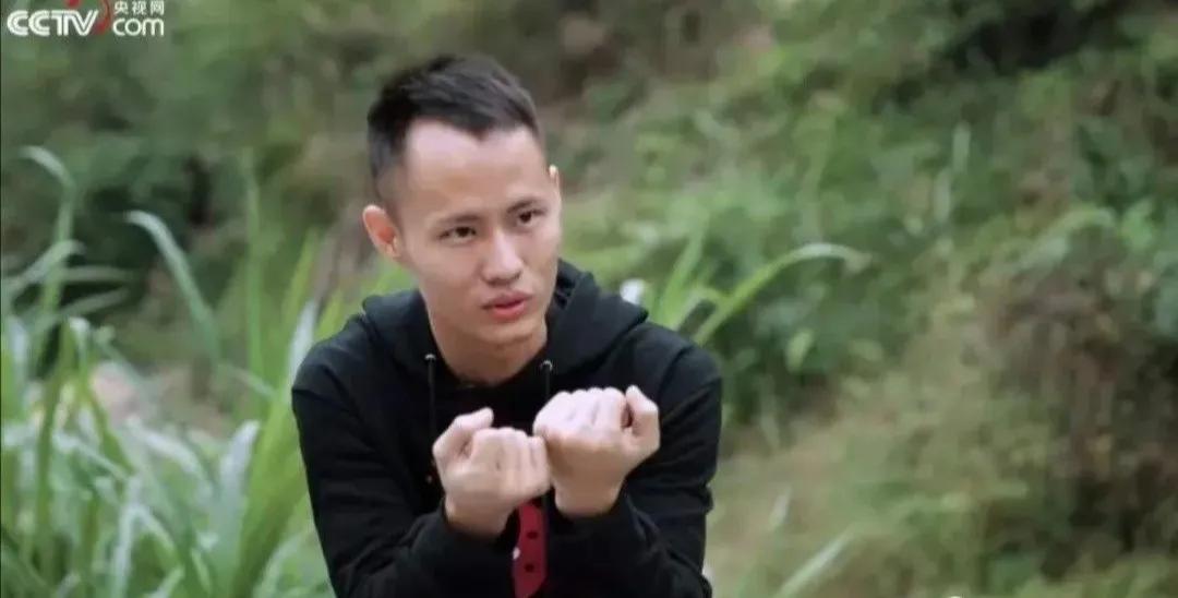 乡村网红一个月能挣多少钱,农村大网红能赚多少钱