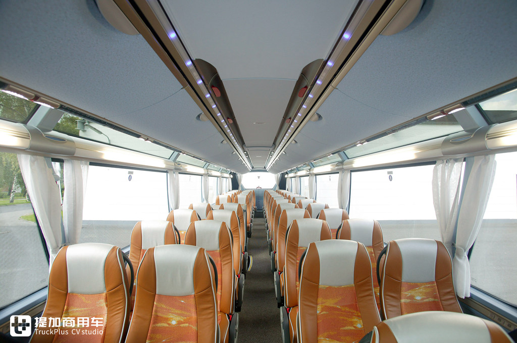 尼奥普兰starliner长多少米,尼奥普兰客车最新款