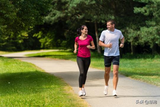 新手想跑半马前期怎么训练,新手想跑半马怎么开始训练
