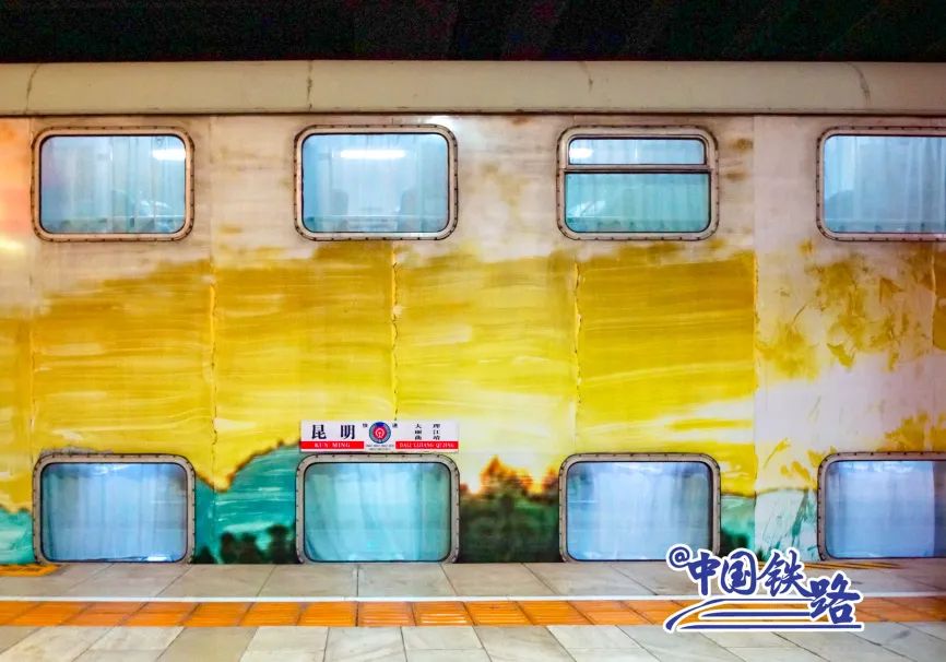 双层火车卧铺大床房西藏,双层火车卧铺大床房过夜