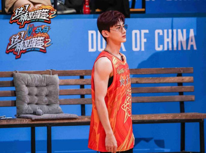 李现打篮球瞬间,两大顶流男神