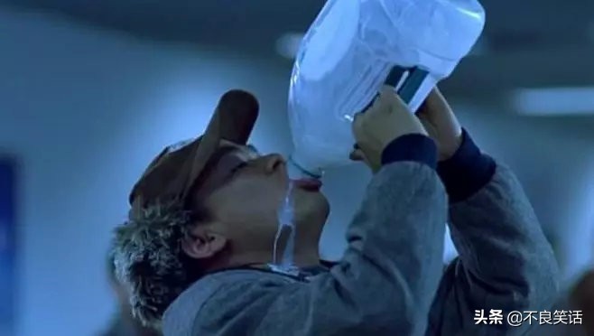 马云郭德纲岳云鹏王宝强的经历,岳云鹏王宝强郭德纲马云成长史