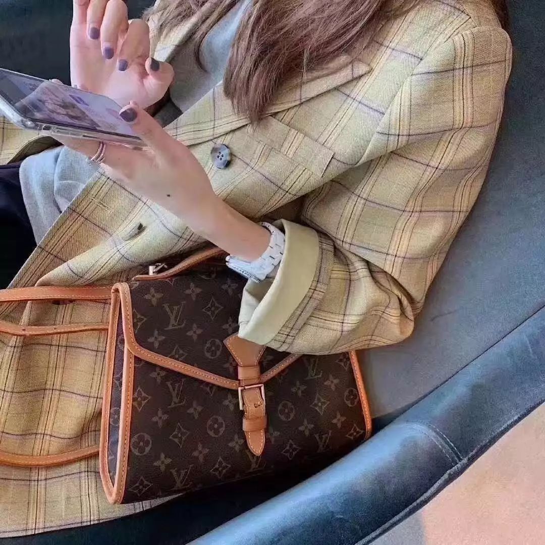 杨幂包包小熊,杨幂带火的小众品牌包包