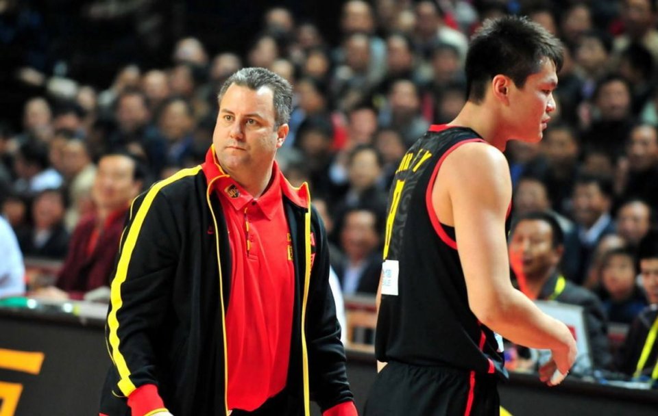 北京首钢欲启动换帅计划，最佳主帅人选浮出水面，球队困境将解决