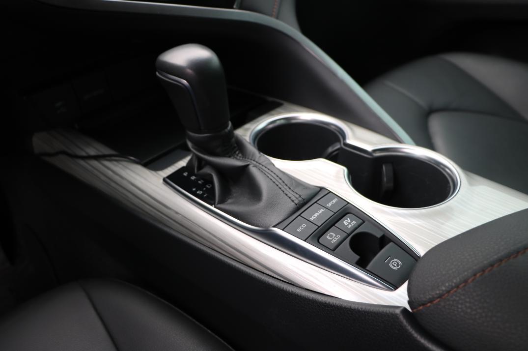 八代凯美瑞10万公里车主感受,第八代凯美瑞12万公里值得入手嘛