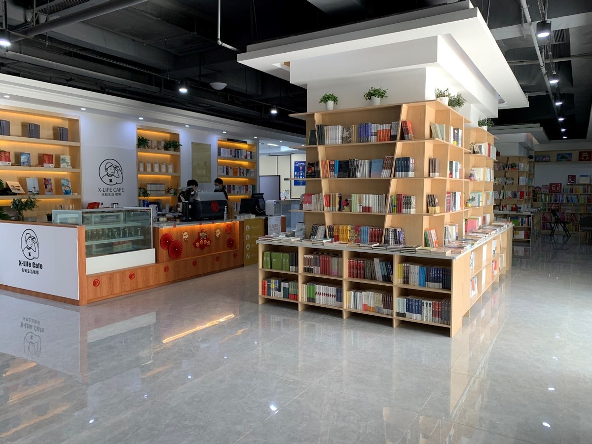 遇到麻烦事不用专门跑一趟！在这里，出门遛个弯就能折射问题