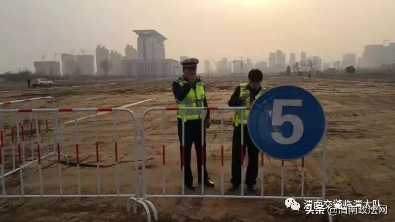 当男孩足球比赛遇上女裁判员,当足球比赛遇到篮球裁判