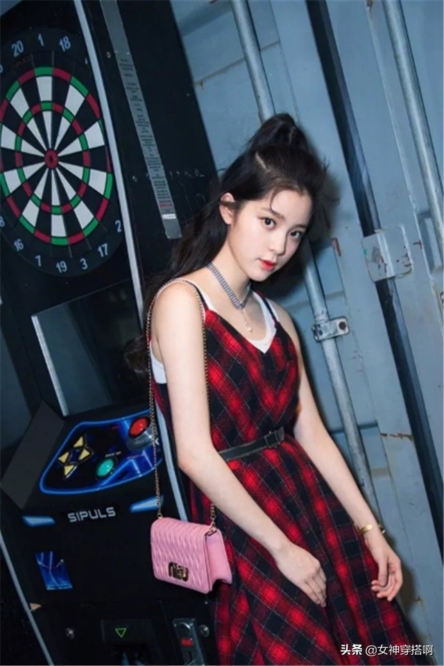 高马尾扎发减龄,可爱又显脸小的半扎发