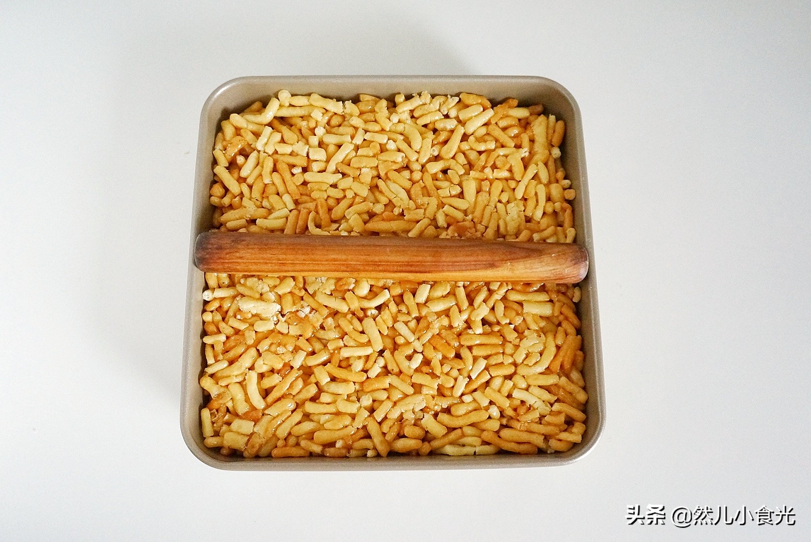 沙琪玛做法用泡打粉还是小苏打,做沙琪玛用泡打粉好还是苏打粉好