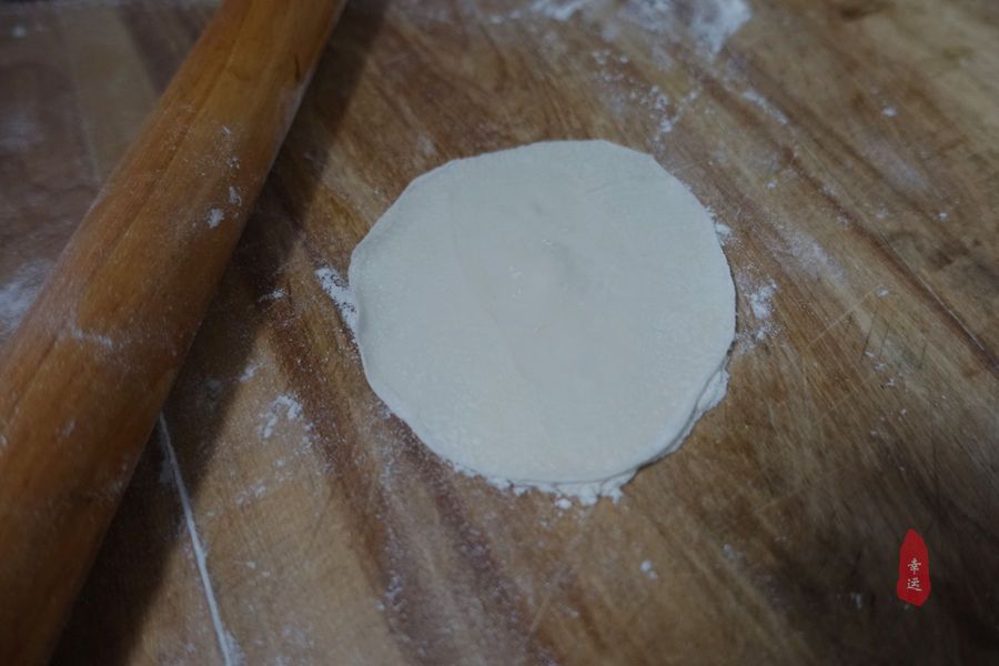 吃饺子不放肉，全家人还都吃得有滋有味的，孙女吃得最开心