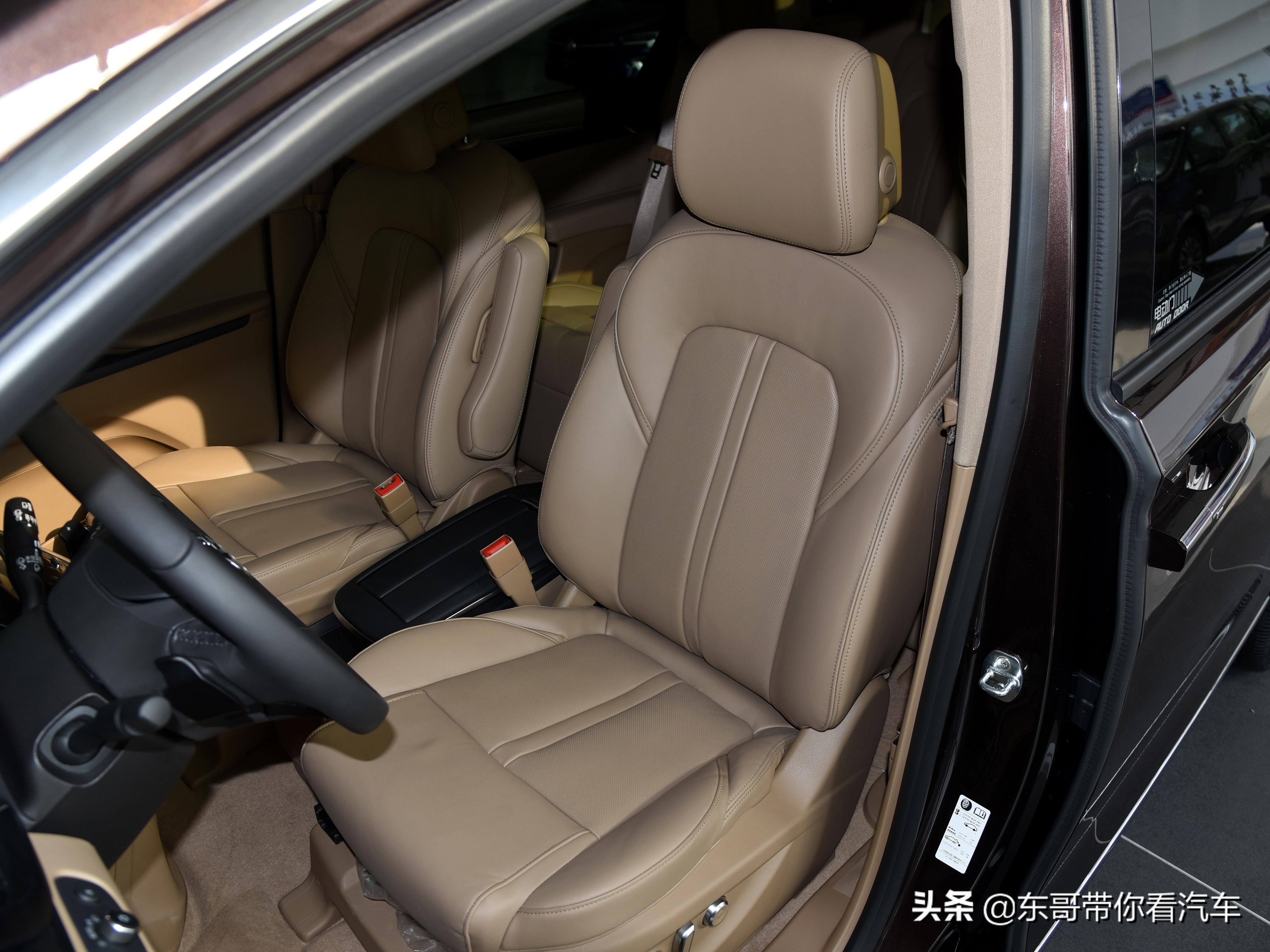 别克gl8最豪华商务车空间展示,别克gl8陆上公务舱豪华型内饰