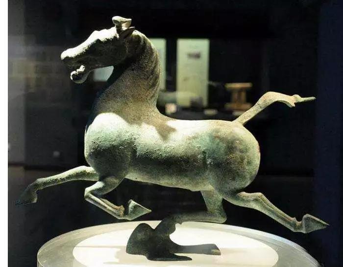 十大国宝青铜器鉴赏值得收藏,143件国宝级青铜