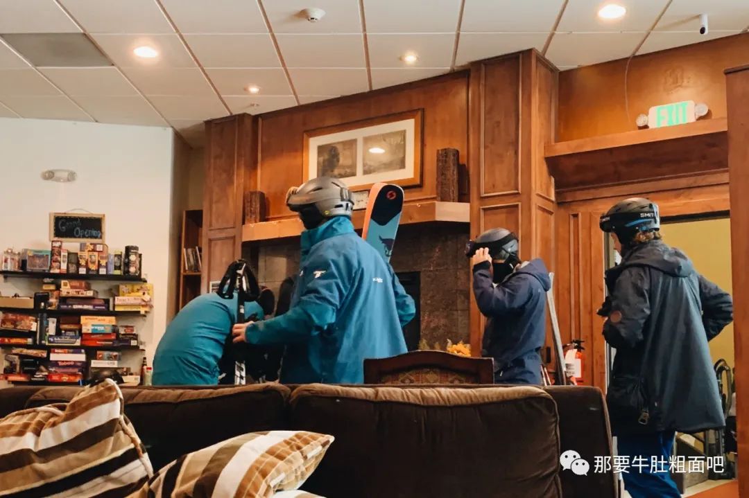 美国日常吃饭物价贵,国外吃饭为什么贵