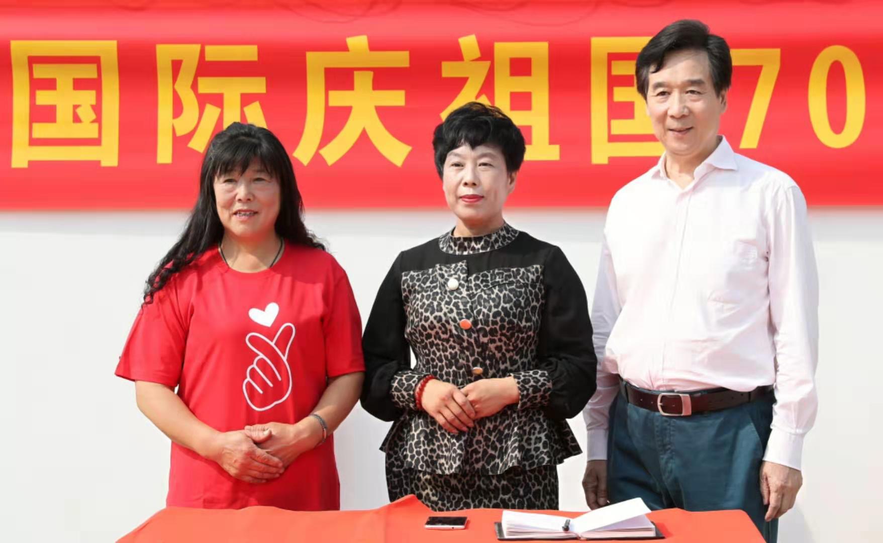 0177随笔，国庆节佳节壮丽河山美如画，集会京郊房山笔会金晟嘉